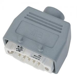 10x16A. ÇOKLU UZATMA FİŞİ ÜST GİRİŞLİ